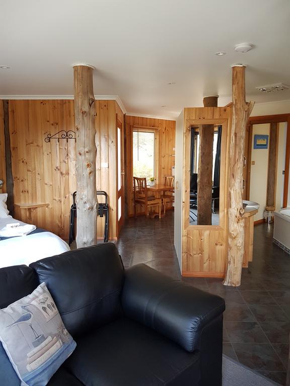 Bed In The Treetops B&B St Helens Εξωτερικό φωτογραφία